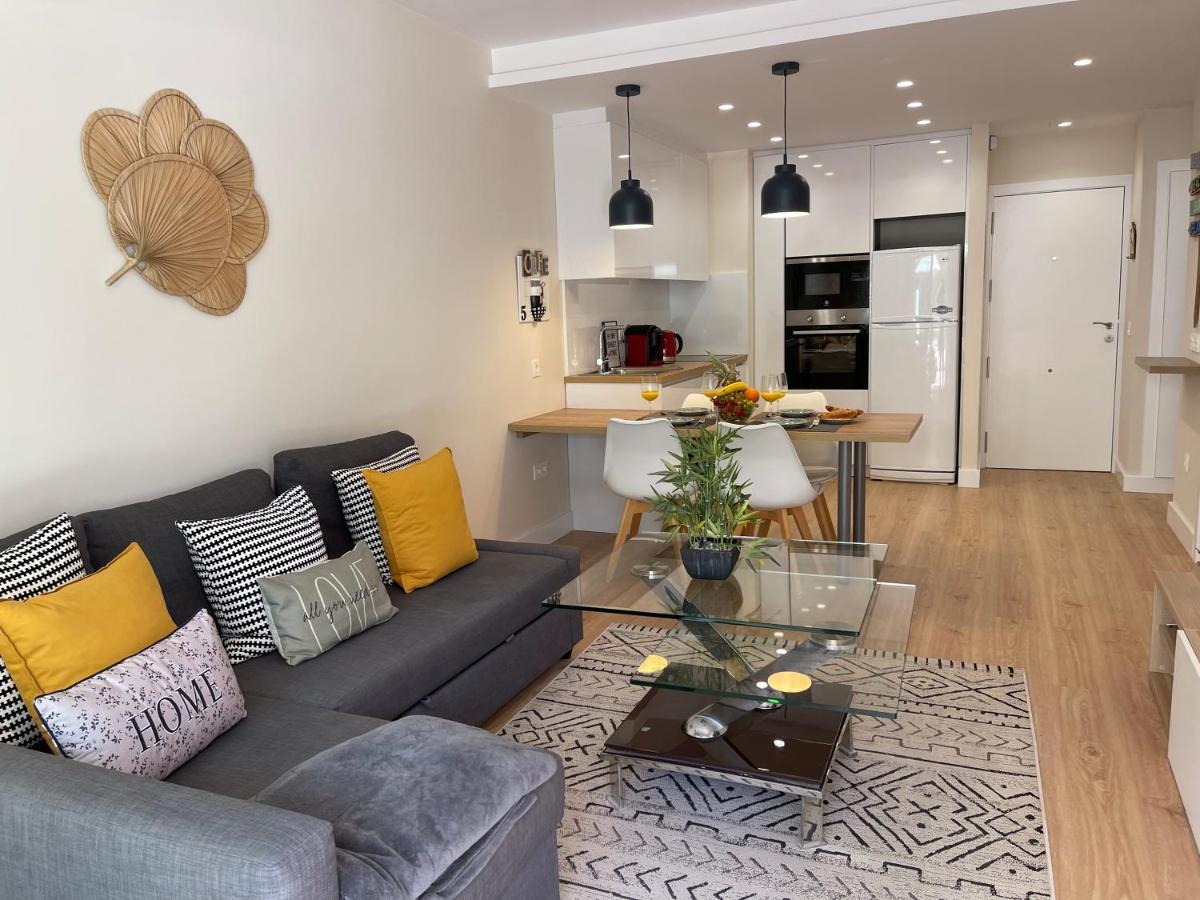 Suite 208, Close To The Beach, 2 Bedroom,Golden Mile Marbella Esterno foto