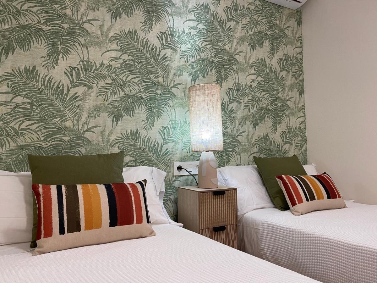 Suite 208, Close To The Beach, 2 Bedroom,Golden Mile Marbella Esterno foto