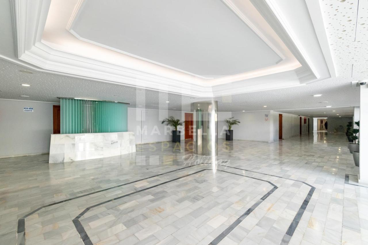 Suite 208, Close To The Beach, 2 Bedroom,Golden Mile Marbella Esterno foto